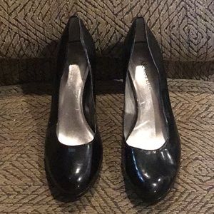 DR6) Anne Klein shoes
